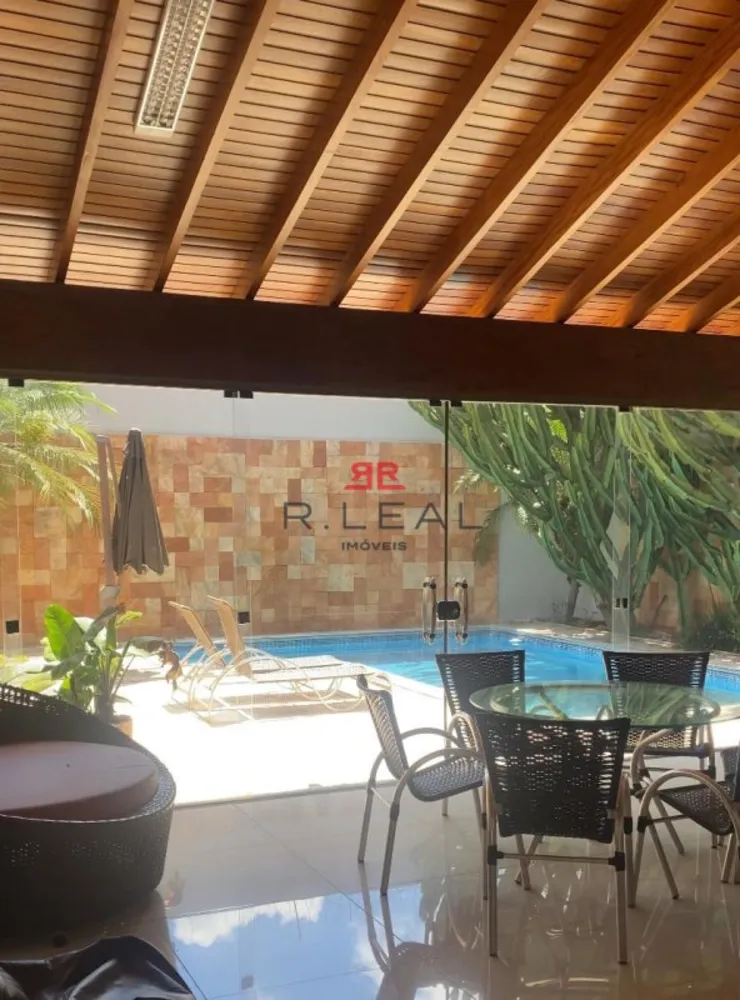 Casa, 3 quartos, 330 m² - Foto 6