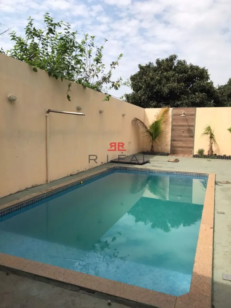 Casa, 4 quartos, 251 m² - Foto 1