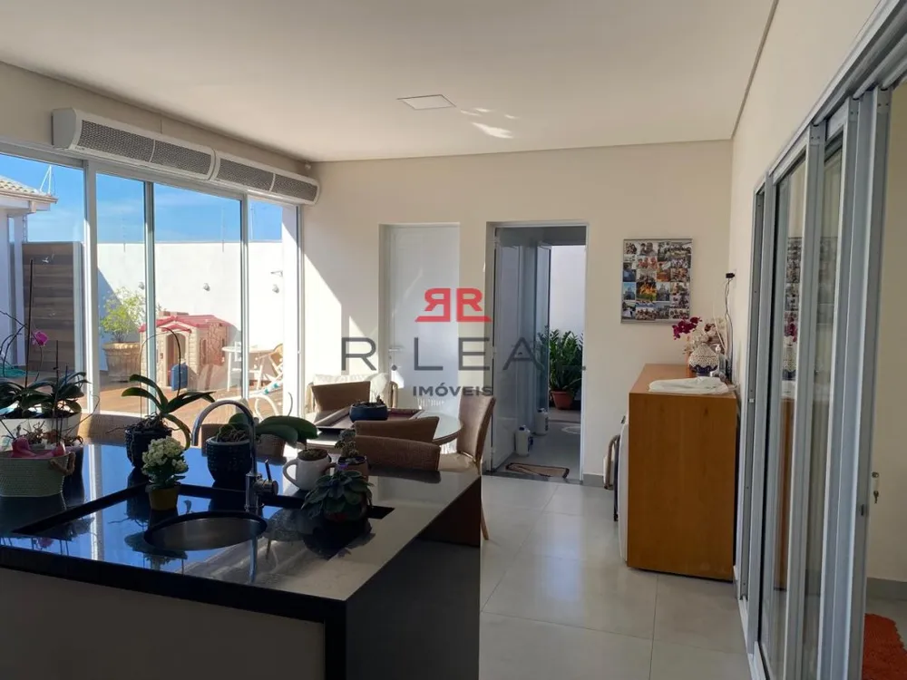 Casa, 5 quartos, 251 m² - Foto 2