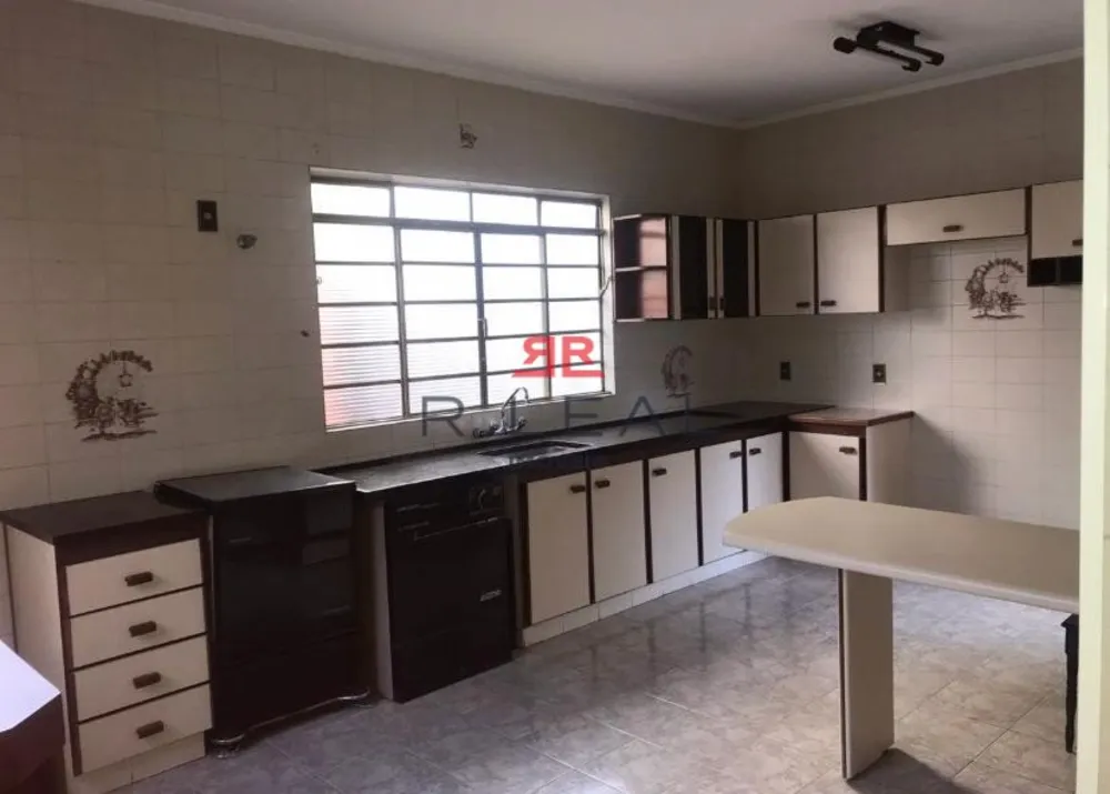 Casa, 4 quartos, 286 m² - Foto 1