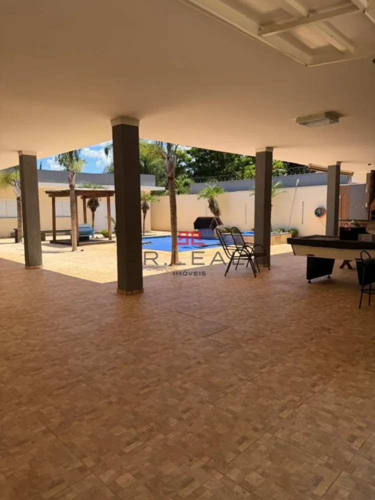 Chácara, 3 quartos, 600 m² - Foto 1