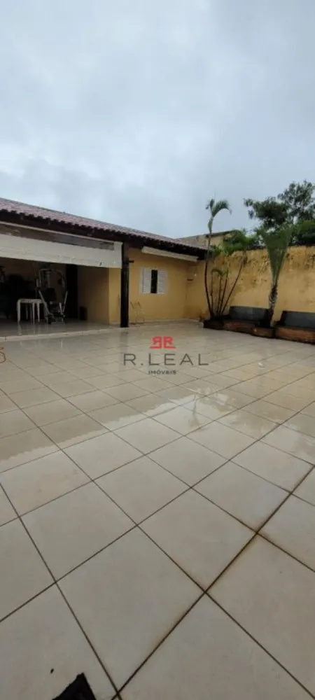 Casa, 3 quartos, 200 m² - Foto 1