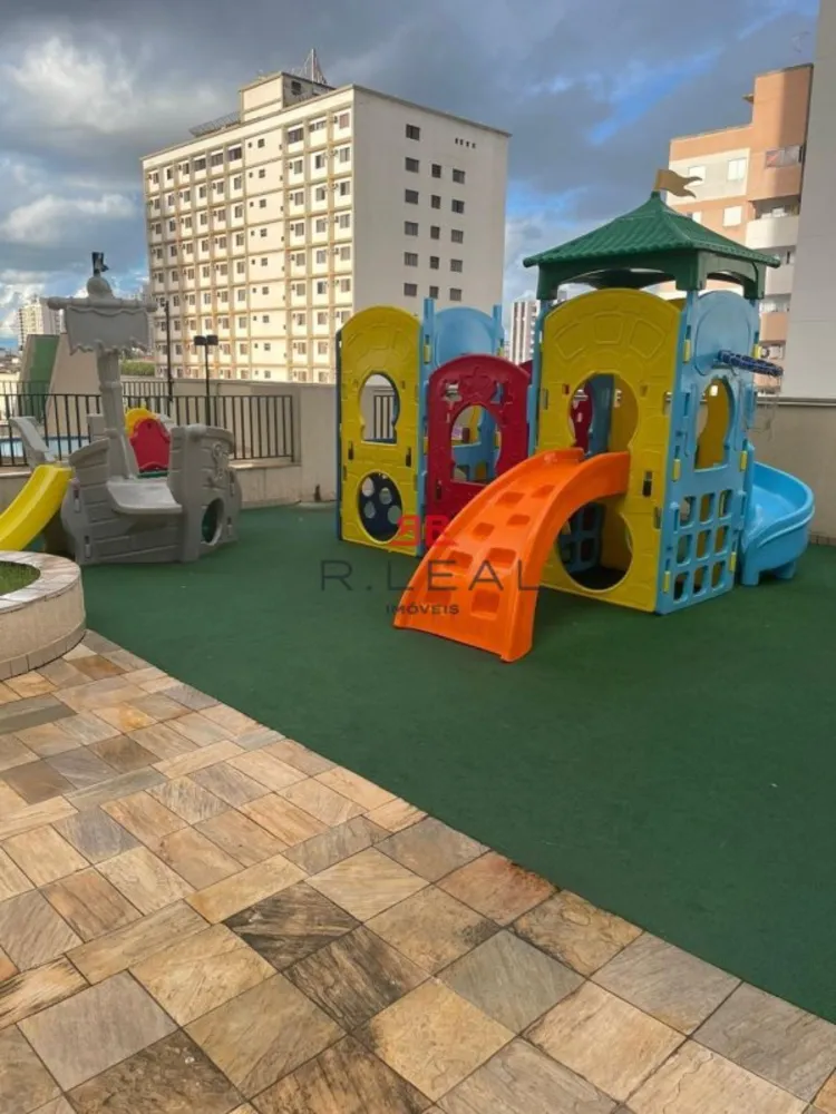 Apartamento, 3 quartos, 140 m² - Foto 2