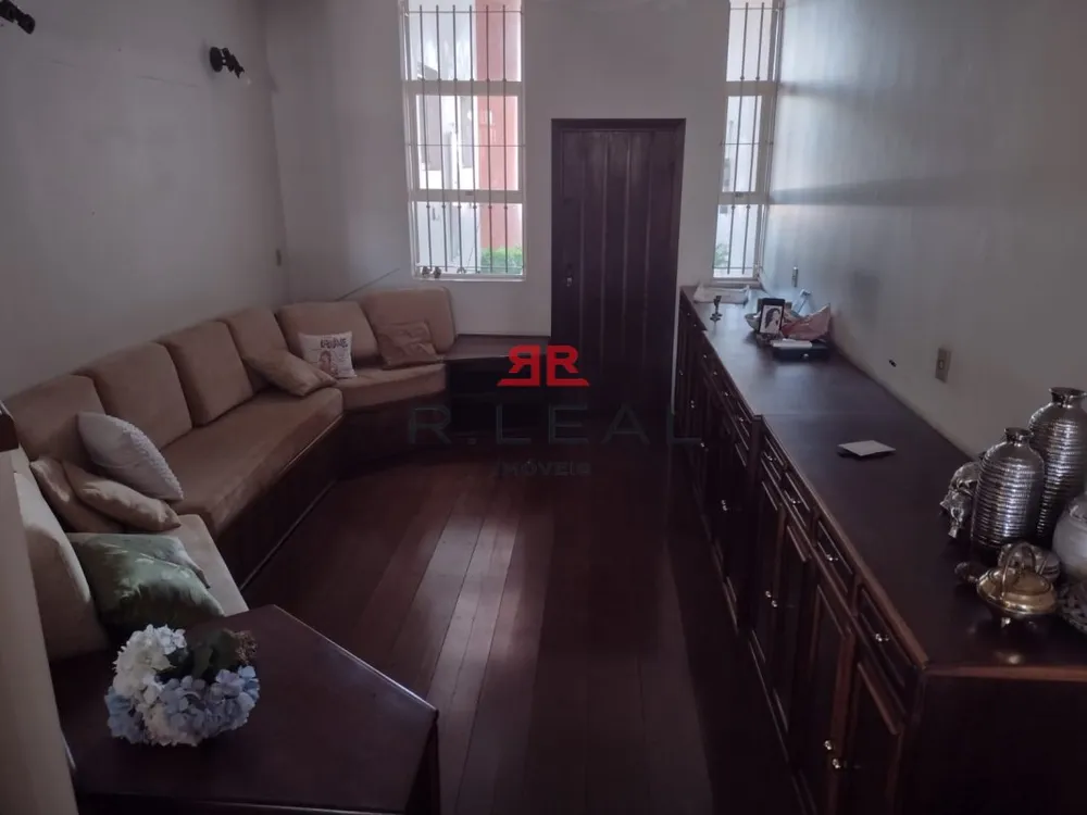 Casa, 3 quartos, 338 m² - Foto 1