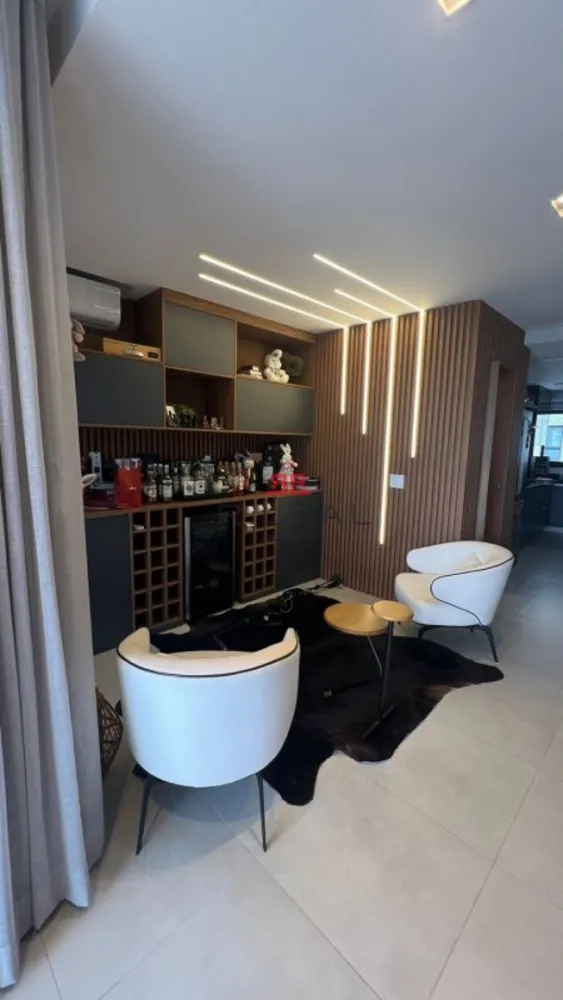 Apartamento, 3 quartos, 159 m² - Foto 1