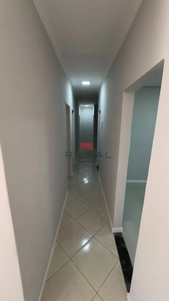 Casa, 4 quartos, 235 m² - Foto 3