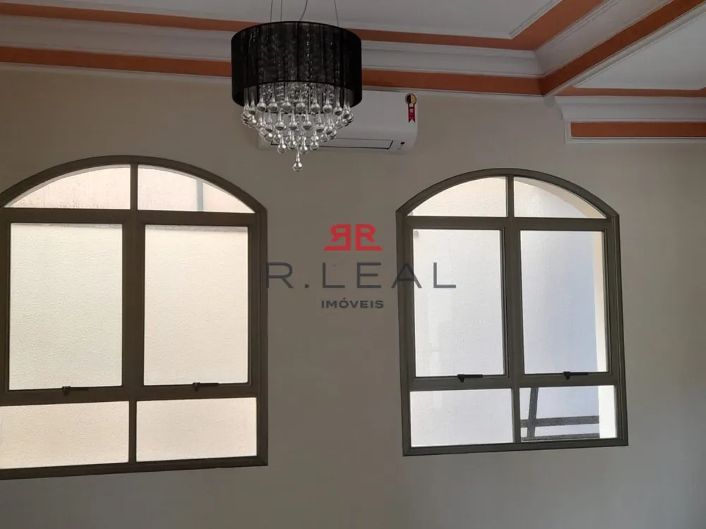 Casa, 4 quartos, 317 m² - Foto 1