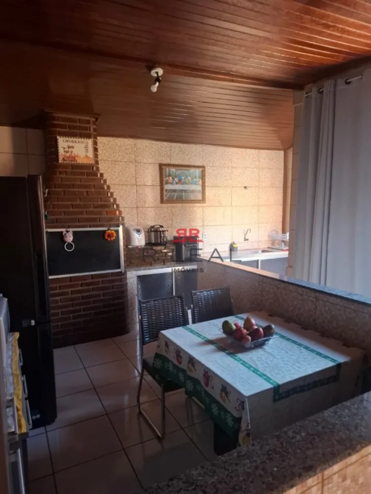 Casa, 5 quartos, 250 m² - Foto 10