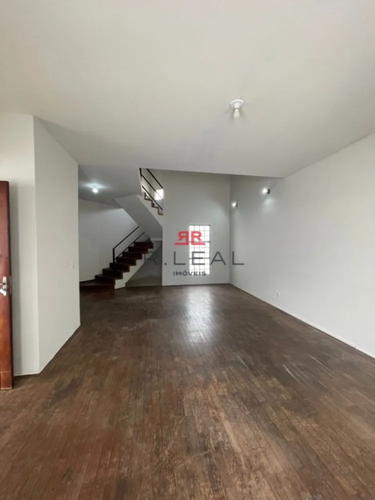 Casa, 3 quartos, 250 m² - Foto 7