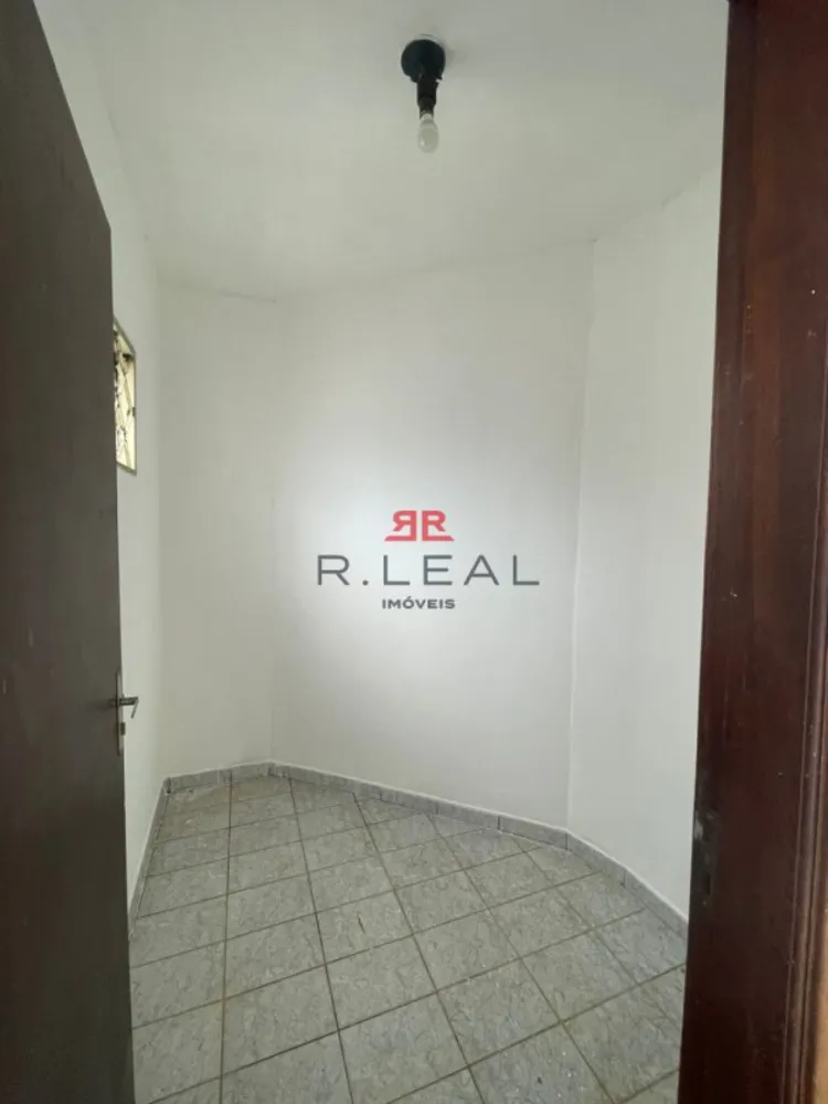 Casa, 3 quartos, 250 m² - Foto 2