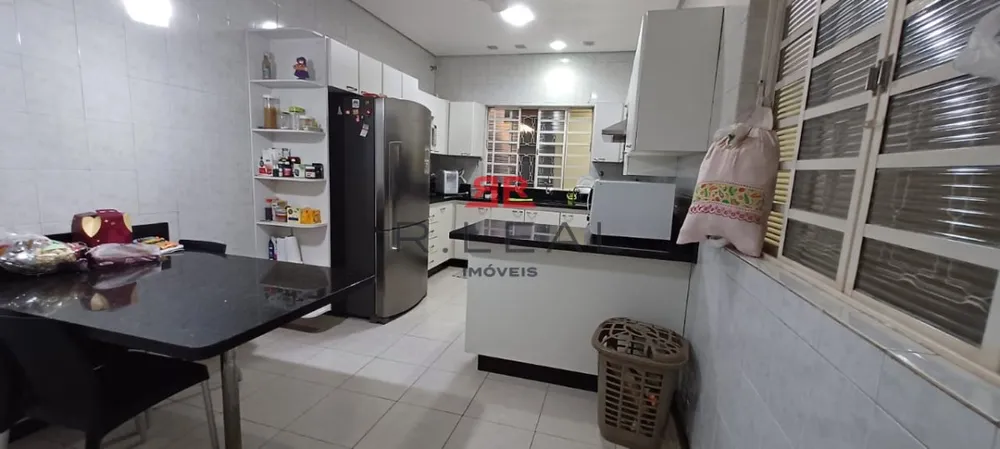 Casa, 3 quartos, 272 m² - Foto 9