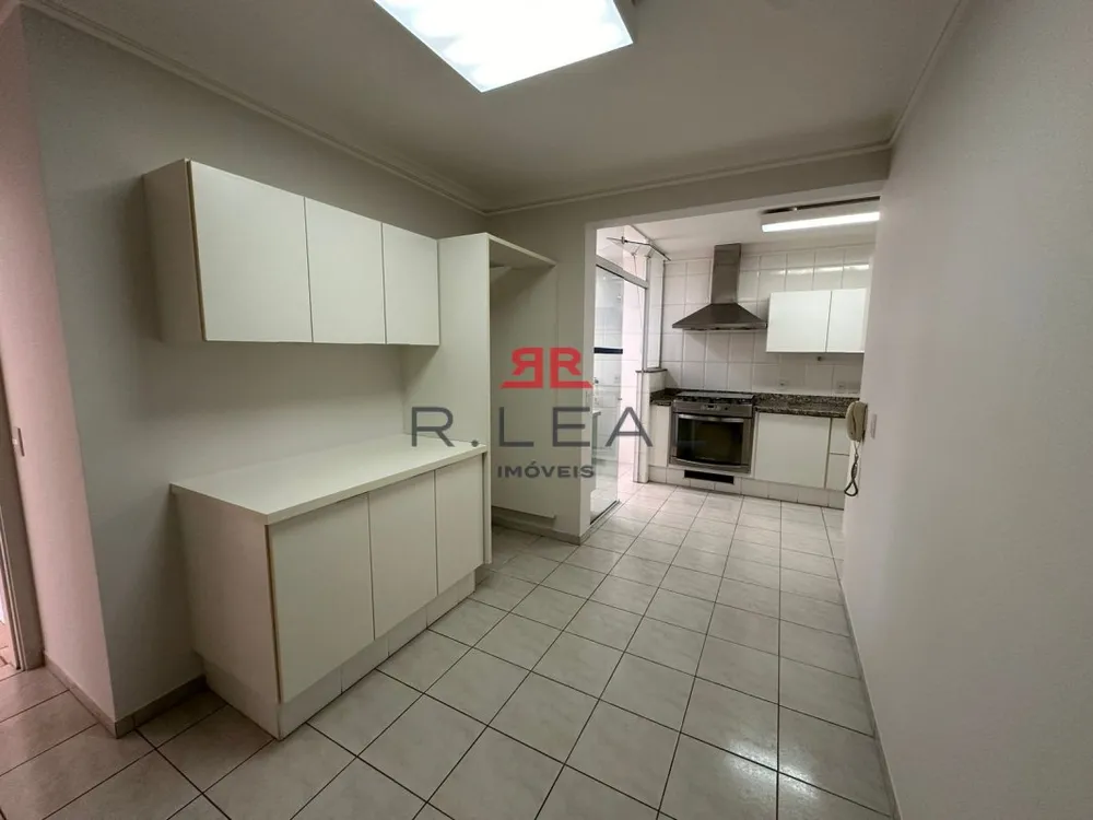 Apartamento, 3 quartos, 134 m² - Foto 2