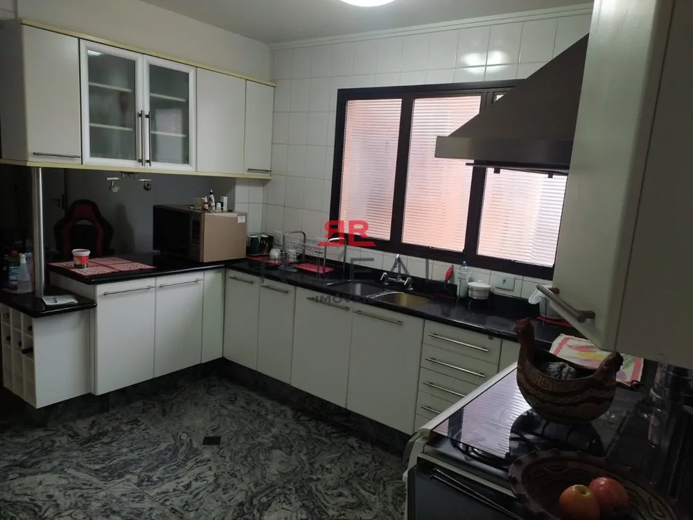 Apartamento, 3 quartos, 210 m² - Foto 2