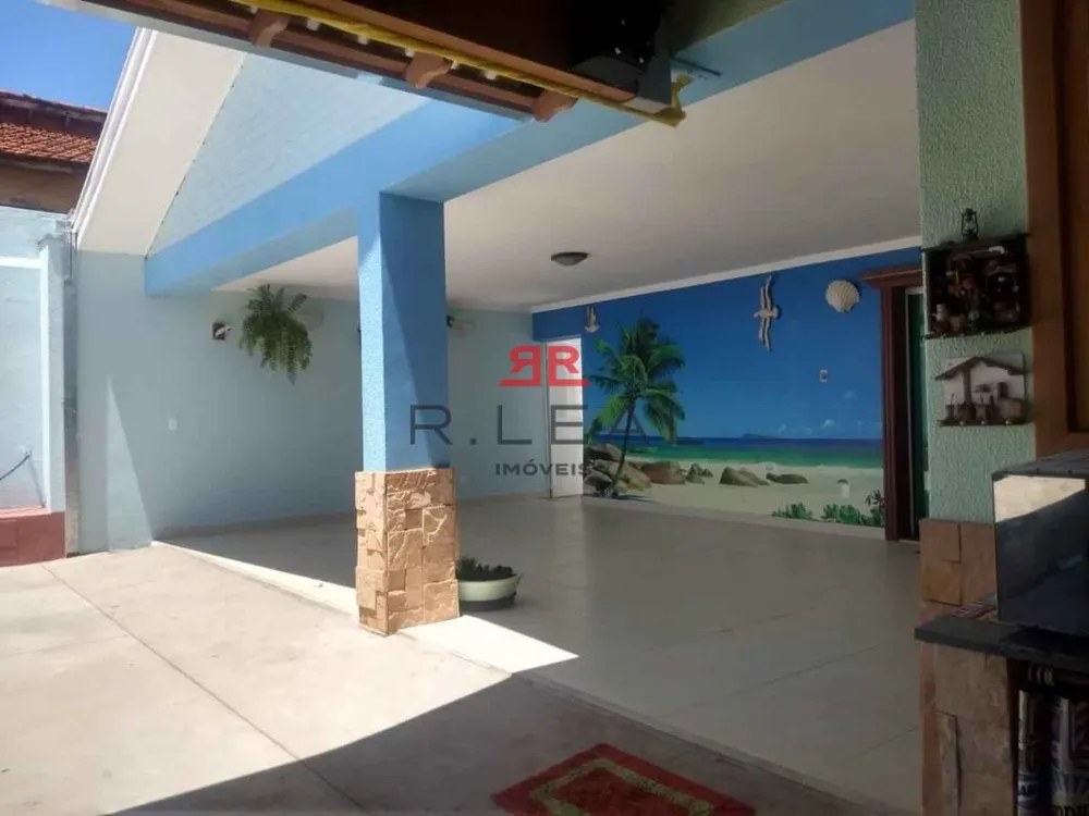 Casa, 3 quartos, 250 m² - Foto 4