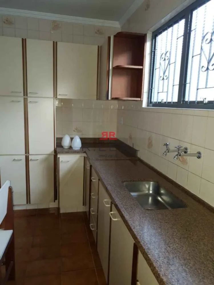 Casa, 6 quartos, 215 m² - Foto 8