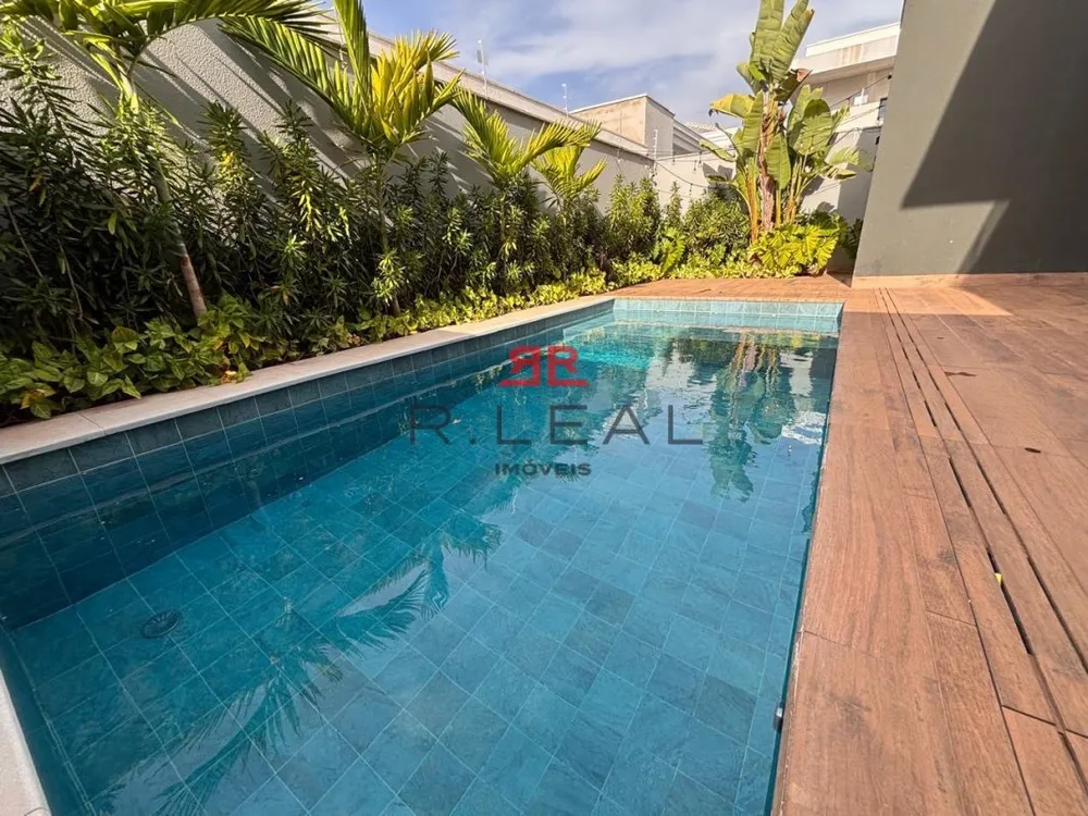Casa, 4 quartos, 350 m² - Foto 1