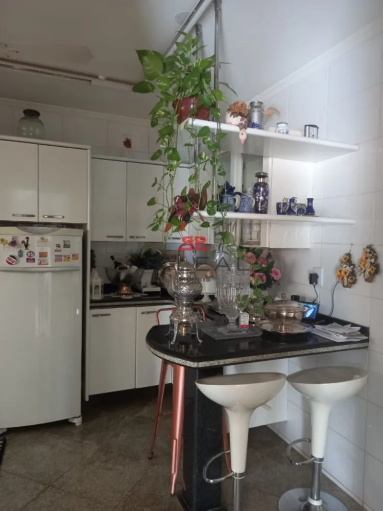 Casa, 3 quartos, 259 m² - Foto 3