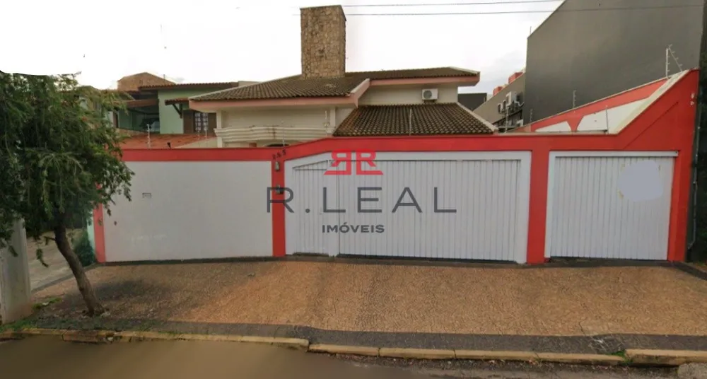 Casa, 3 quartos, 259 m² - Foto 1