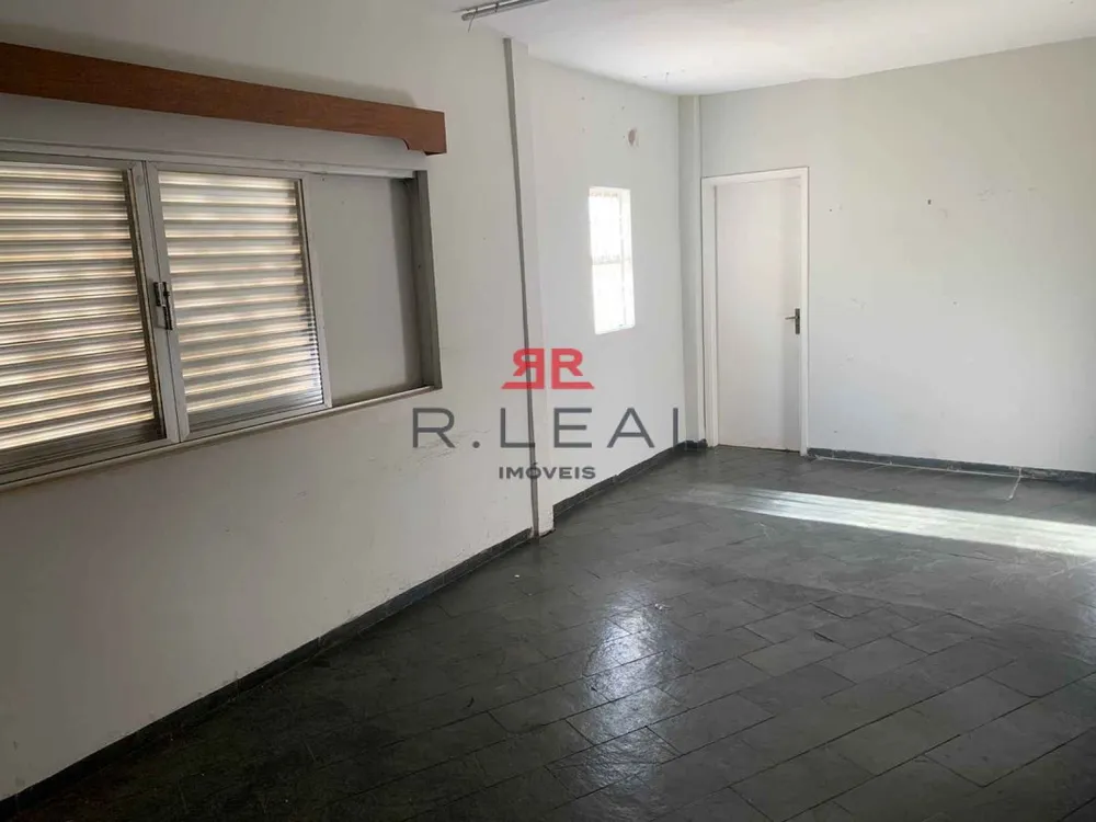 Casa, 3 quartos, 290 m² - Foto 2