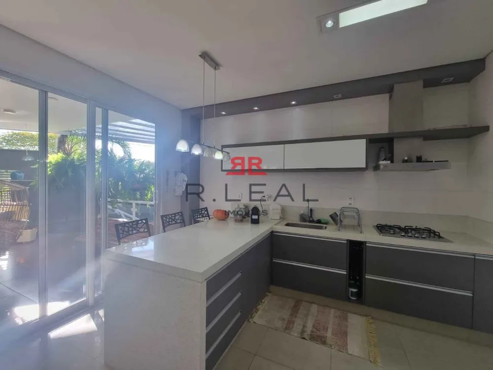 Casa, 3 quartos, 294 m² - Foto 3