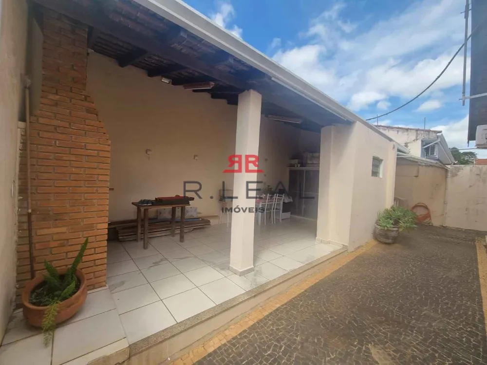 Casa, 3 quartos, 233 m² - Foto 2