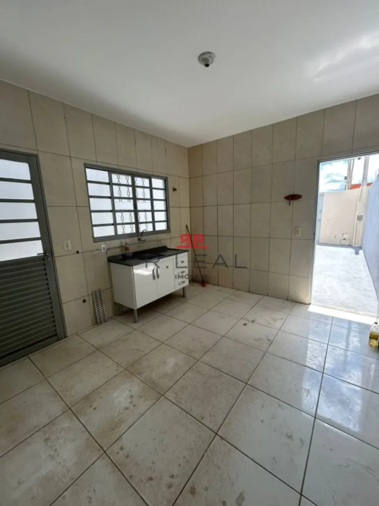 Casa, 2 quartos, 40 m² - Foto 1