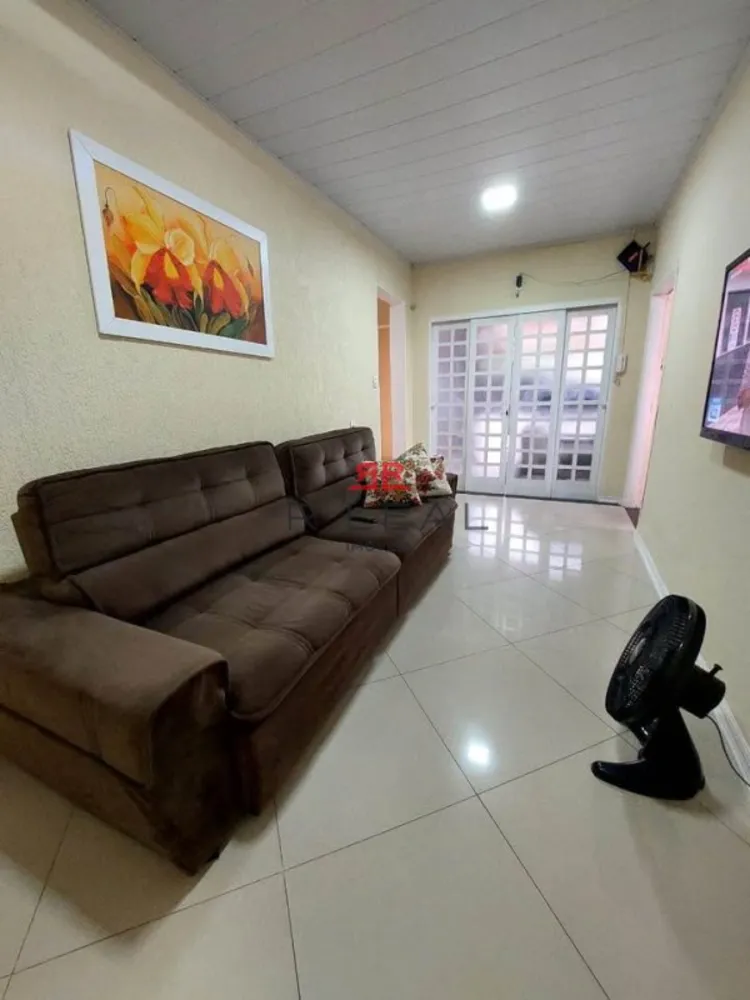 Casa, 4 quartos, 136 m² - Foto 1