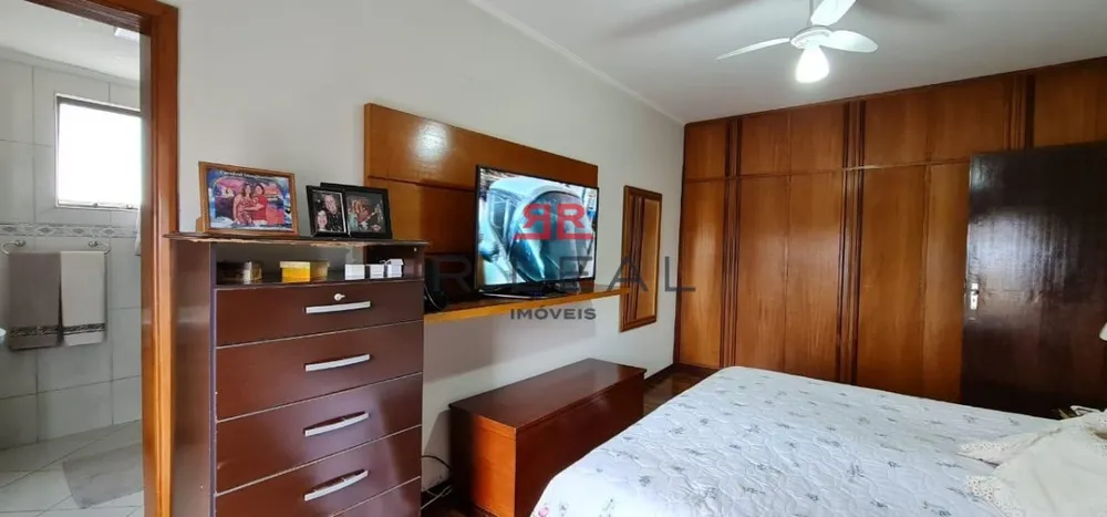 Apartamento, 3 quartos, 222 m² - Foto 1