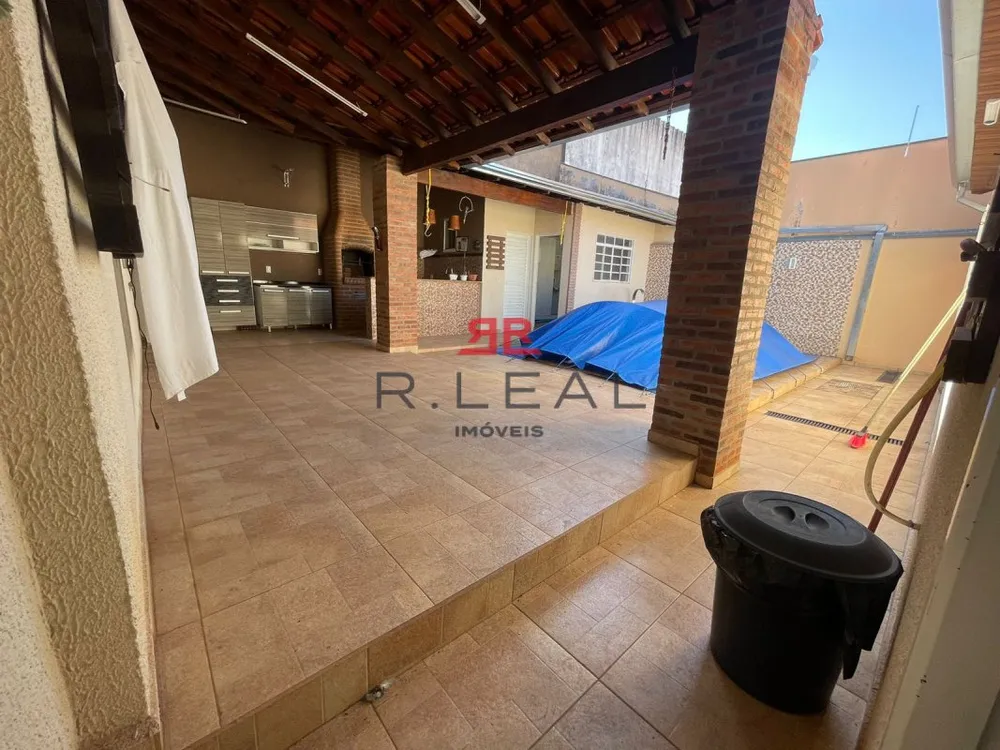 Casa, 3 quartos, 160 m² - Foto 2