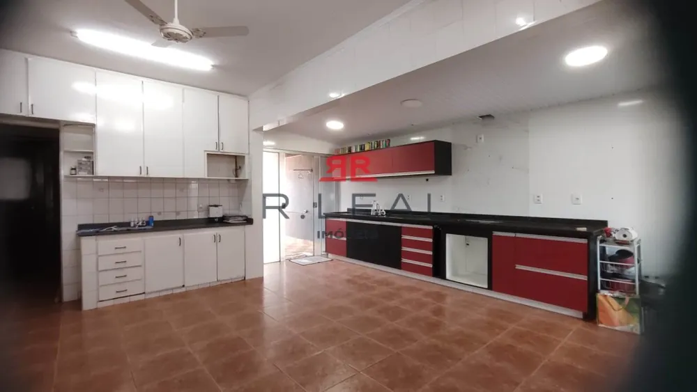 Casa, 3 quartos, 200 m² - Foto 2