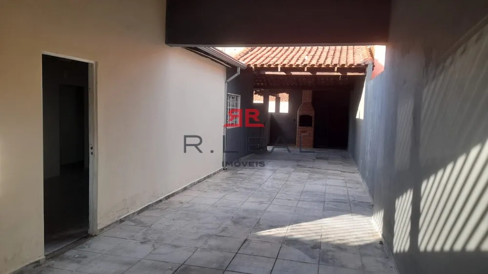 Casa, 3 quartos, 184 m² - Foto 1