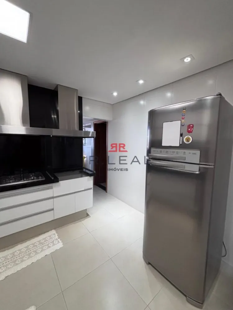 Apartamento, 3 quartos, 189 m² - Foto 1