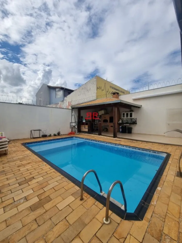 Casa, 3 quartos, 177 m² - Foto 1