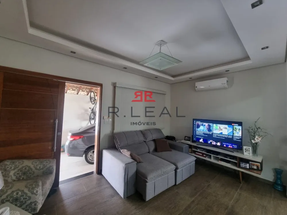 Casa, 3 quartos, 177 m² - Foto 2