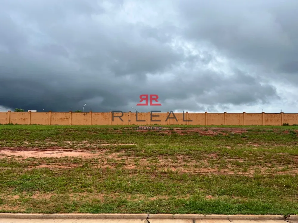 Loteamento e Condomínio, 900 m² - Foto 1