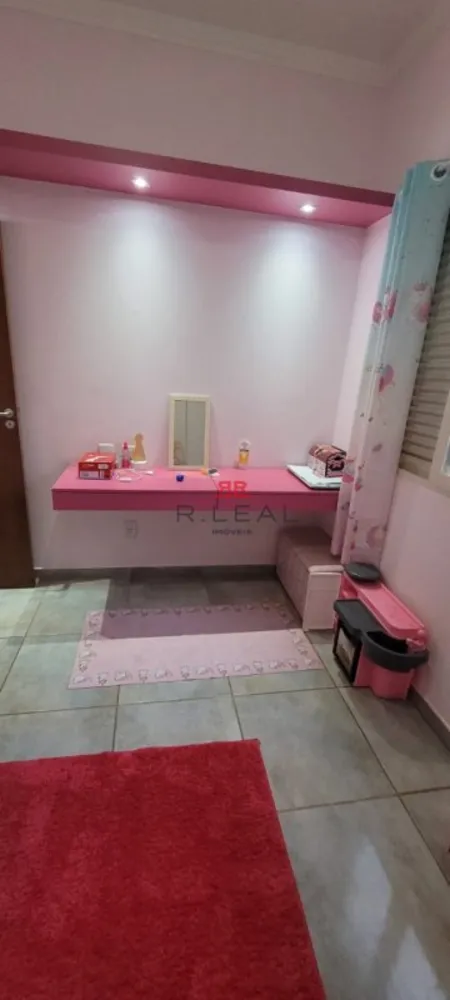 Casa, 3 quartos, 209 m² - Foto 9
