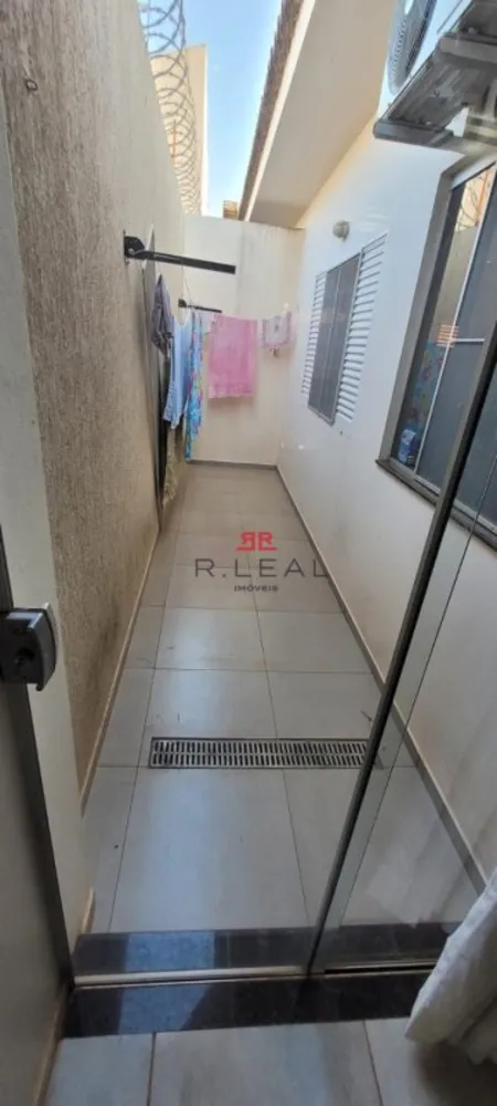 Casa, 3 quartos, 209 m² - Foto 3