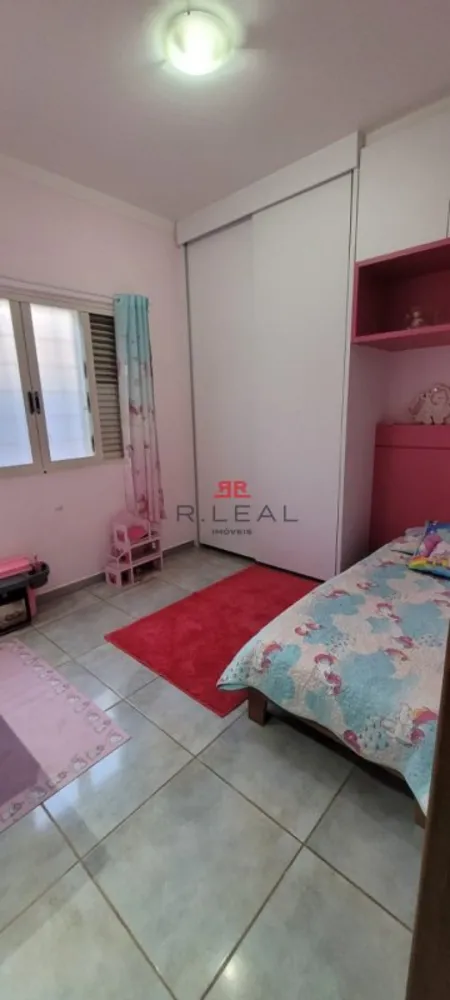 Casa, 3 quartos, 209 m² - Foto 4