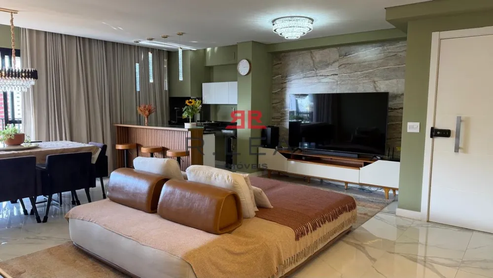 Apartamento, 3 quartos, 159 m² - Foto 1