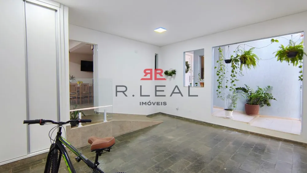 Casa, 3 quartos, 190 m² - Foto 2