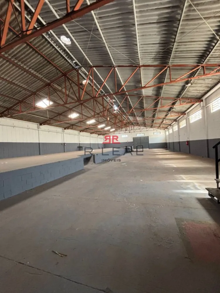 Depósito-Galpão, 898 m² - Foto 1