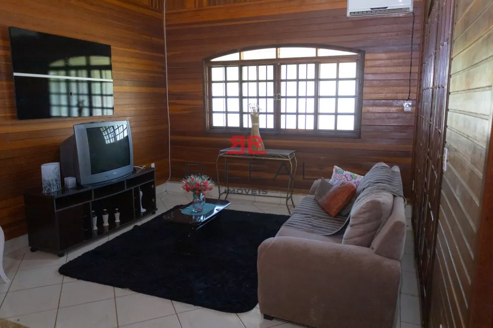 Chácara, 4 quartos, 7000 m² - Foto 1