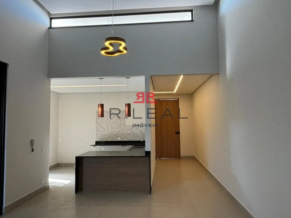 Casa, 3 quartos, 245 m² - Foto 2