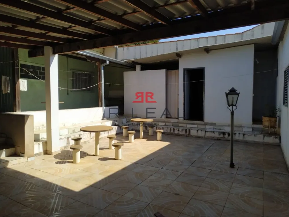 Casa, 4 quartos, 260 m² - Foto 4