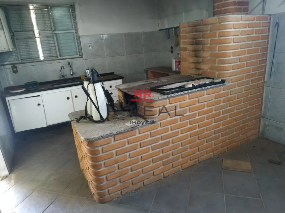 Casa, 4 quartos, 260 m² - Foto 4