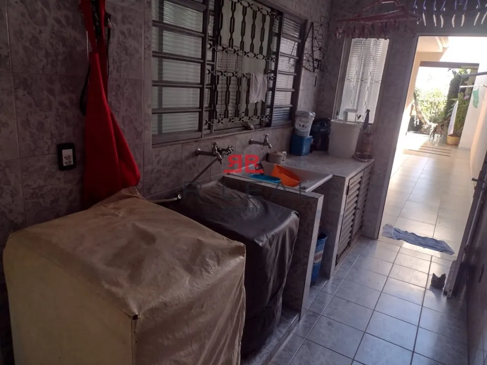 Casa, 3 quartos, 234 m² - Foto 4