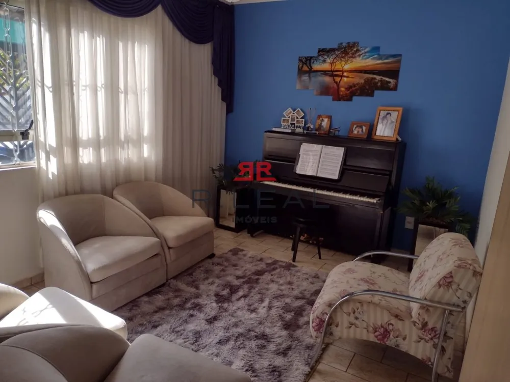 Casa, 3 quartos, 234 m² - Foto 3