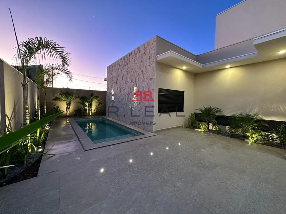 Casa, 3 quartos, 252 m² - Foto 1