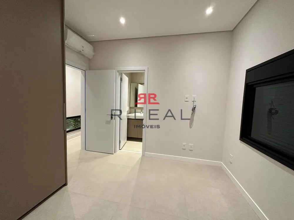 Casa, 3 quartos, 252 m² - Foto 2