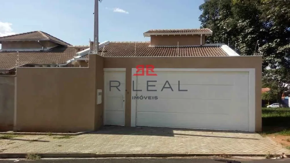 Casa, 3 quartos, 175 m² - Foto 1